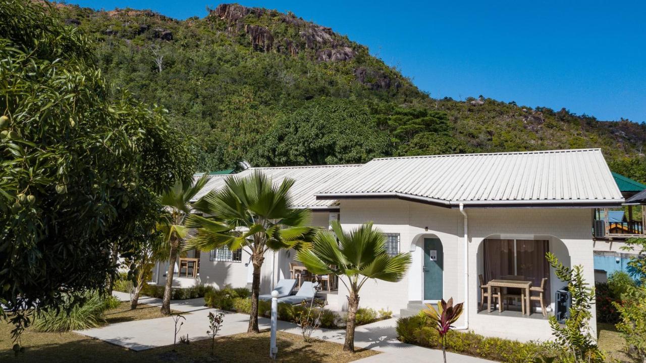 شقق هايد واي هوليداي Anse Volbert Village المظهر الخارجي الصورة