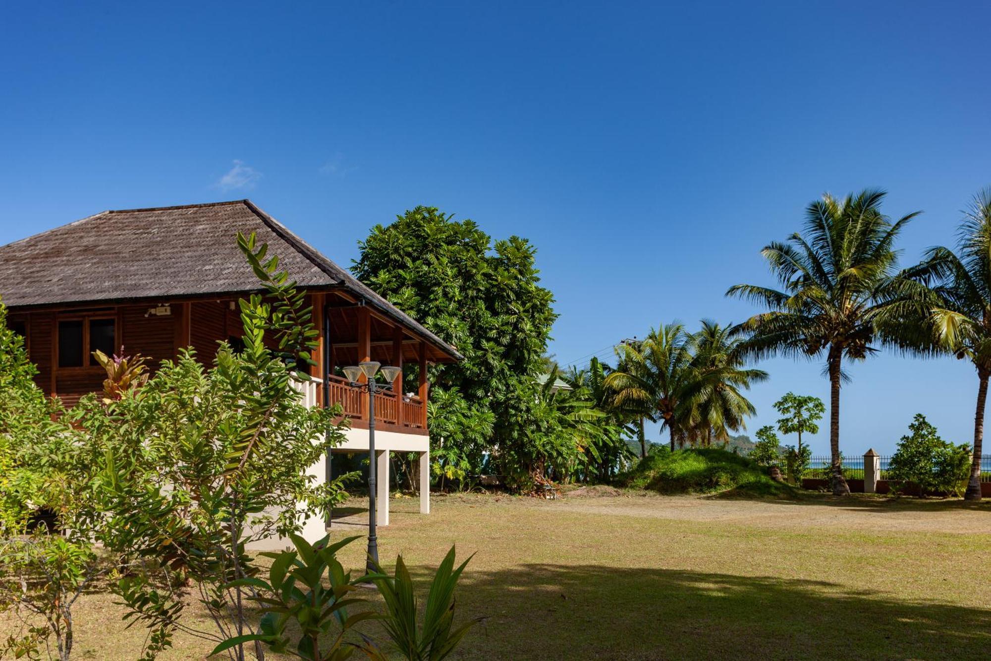شقق هايد واي هوليداي Anse Volbert Village المظهر الخارجي الصورة