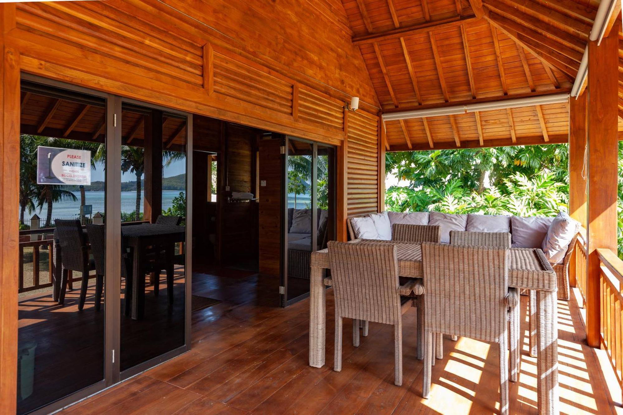 شقق هايد واي هوليداي Anse Volbert Village المظهر الخارجي الصورة
