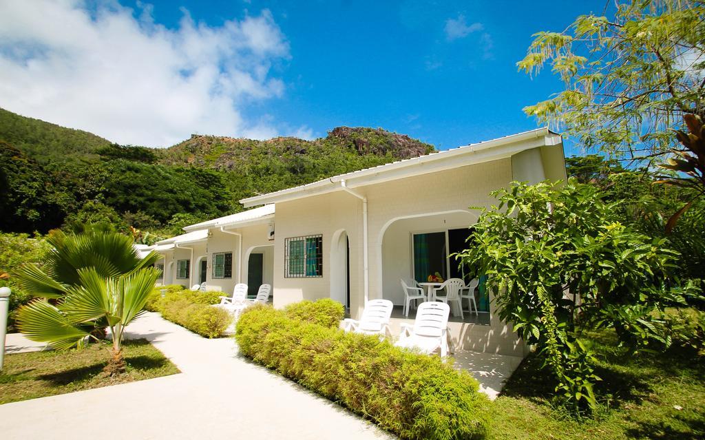 شقق هايد واي هوليداي Anse Volbert Village المظهر الخارجي الصورة
