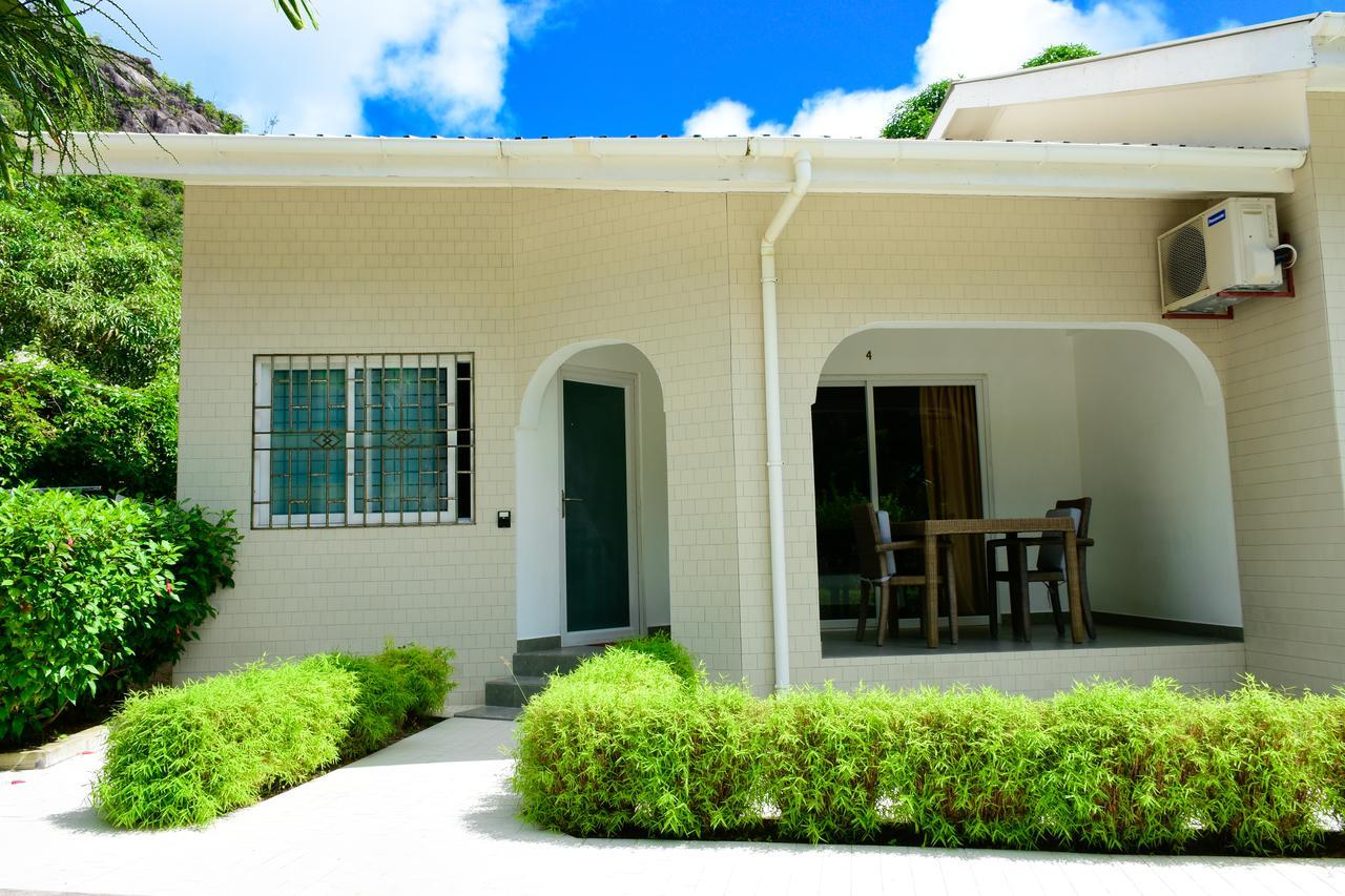 شقق هايد واي هوليداي Anse Volbert Village المظهر الخارجي الصورة